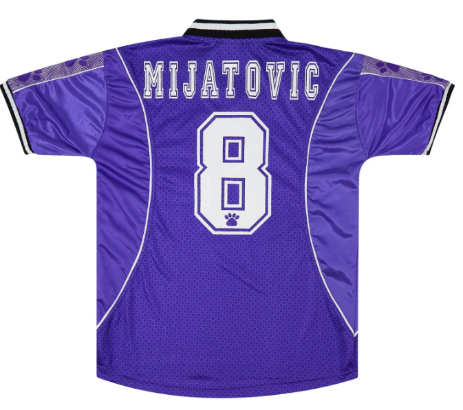 1997-98 Real Madrid Away Shirt 