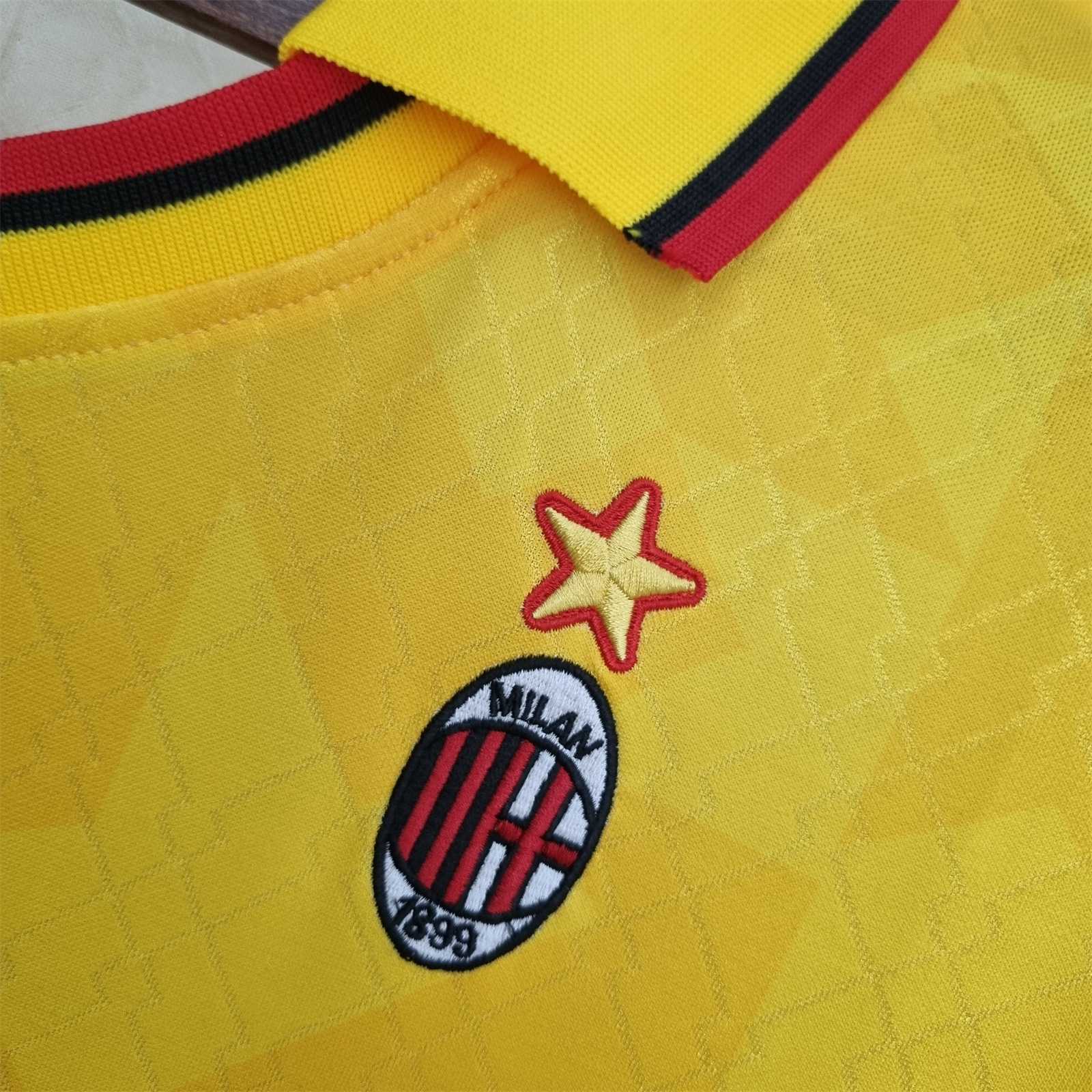 AC Milan 1995/96 (Third Shirt)
