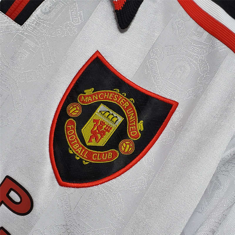 Manchester United Retro Kit Away